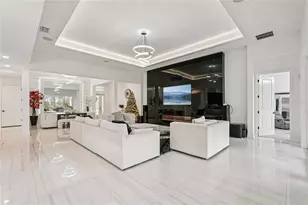 8294 Grande Shores Dr, Sarasota, FL 34240 - Photo 3