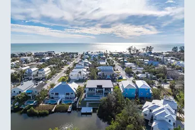 7003 Holmes Boulevard, Holmes Beach, FL 34217 - Photo 67