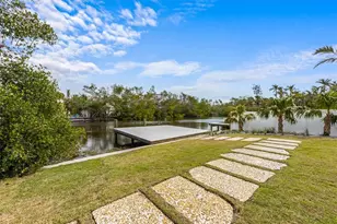 7003 Holmes Blvd, Holmes Beach, FL 34217 - Photo 61