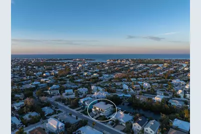 7003 Holmes Boulevard, Holmes Beach, FL 34217 - Photo 69