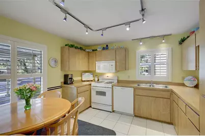 4962 Village Gardens Drive #141, Sarasota, FL 34234 - Photo 9