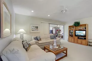 4962 Village Gardens Dr, Sarasota, FL 34234 - Photo 5