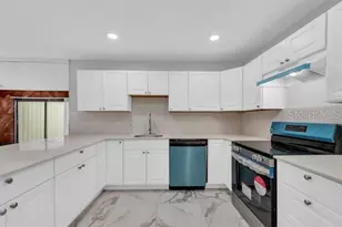 1502 NE Buckeye Road NE, Winter Haven, FL 33881 - Photo 9