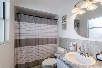 95 S Briggs Avenue, Sarasota, FL 34237 - Photo 23
