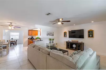 95 S Briggs Avenue, Sarasota, FL 34237 - Photo 5