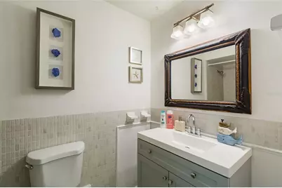95 S Briggs Avenue, Sarasota, FL 34237 - Photo 17