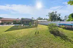 1893 Rita St, Sarasota, FL 34231 - Photo 39