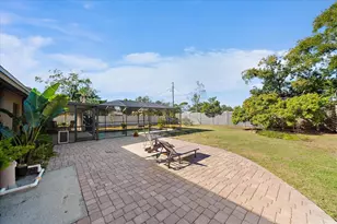 1893 Rita St, Sarasota, FL 34231 - Photo 37