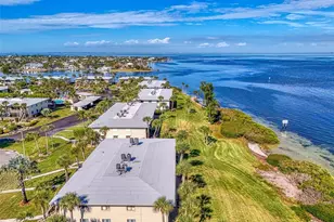 6500 Flotilla Dr, Holmes Beach, FL 34217 - Photo 19