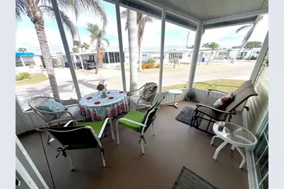 817 S Green Circle, Venice, FL 34285 - Photo 3