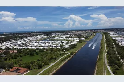 817 S Green Circle, Venice, FL 34285 - Photo 21