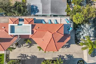 436 Canal Rd, Sarasota, FL 34242 - Photo 11