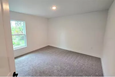 2239 N Biscayne Drive, North Port, FL 34291 - Photo 9