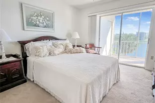 3424 Lake Bayshore Dr, Bradenton, FL 34205 - Photo 7