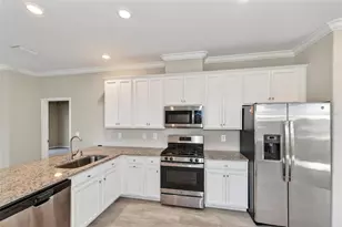 11705 Bluebird Pl, Lakewood Ranch, FL 34211 - Photo 7