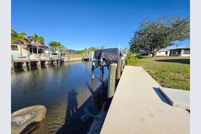 18946 Ayrshire Circle, Port Charlotte, FL 33948 - Photo 39