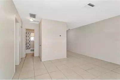 5615 24th Street W, Bradenton, FL 34207 - Photo 5