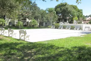 7208 29th Ave Dr W, Bradenton, FL 34209 - Photo 5