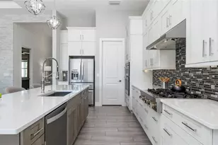 8362 Redonda Loop, Bradenton, FL 34202 - Photo 13