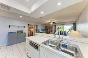 1841 Springwood Dr, Sarasota, FL 34232 - Photo 17