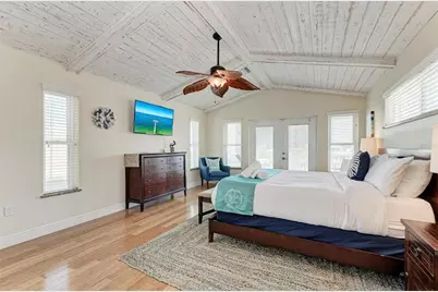 203 N Harbor Drive, Holmes Beach, FL 34217 - Photo 45