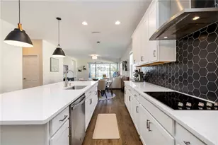 3635 Quiet Dr, Sarasota, FL 34240 - Photo 7