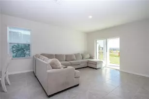 3513 Hilltop Cir, Bradenton, FL 34211 - Photo 11