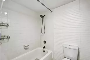 2901 26th St W, Bradenton, FL 34205 - Photo 15