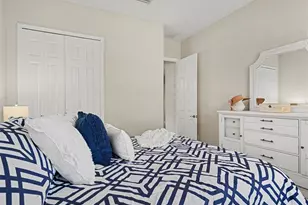 7032 Highgate Ln, Bradenton, FL 34202 - Photo 17