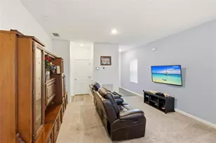 768 Sunlit Coral St, Ruskin, FL 33570 - Photo 5