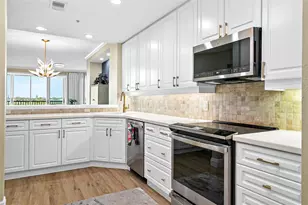 5420 Eagles Point Cir, Sarasota, FL 34231 - Photo 23