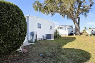 3421 Overcup Oak Terrace, Sarasota, FL 34237 - Photo 5