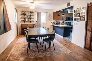 2107 6th St W, Palmetto, FL 34221 - Photo 7