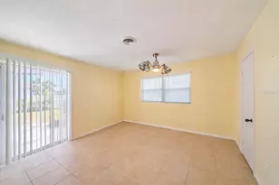 2534 Waneta Dr, Sarasota, FL 34231 - Photo 11