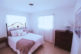 2534 Waneta Dr, Sarasota, FL 34231 - Photo 21