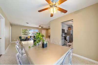 2534 Waneta Drive, Sarasota, FL 34231 - Photo 9
