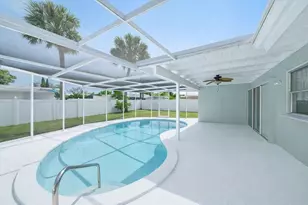 2534 Waneta Dr, Sarasota, FL 34231 - Photo 3