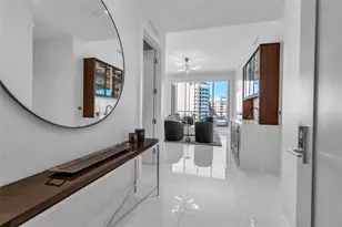 111 S Pineapple Ave, Sarasota, FL 34236 - Photo 3