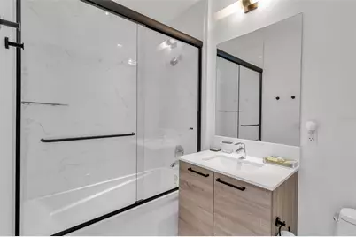 111 S Pineapple Avenue #1205, Sarasota, FL 34236 - Photo 25