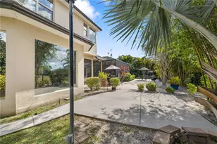12810 Daisy Pl, Bradenton, FL 34212 - Photo 37