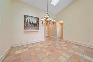 3191 Lake Park Ln, Sarasota, FL 34231 - Photo 7