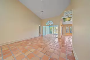 3191 Lake Park Ln, Sarasota, FL 34231 - Photo 9