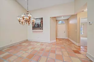 3191 Lake Park Ln, Sarasota, FL 34231 - Photo 5