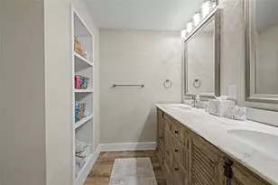 5408 Eagles Point Cir, Sarasota, FL 34231 - Photo 19