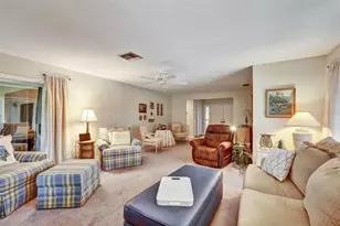 6120 Wilshire Cir, Sarasota, FL 34238 - Photo 15