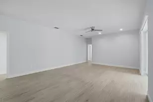 9402 Glen Abbey Ln, Sarasota, FL 34238 - Photo 31