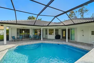 9402 Glen Abbey Ln, Sarasota, FL 34238 - Photo 11