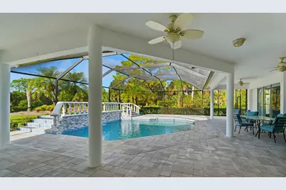 9402 Glen Abbey Lane, Sarasota, FL 34238 - Photo 13