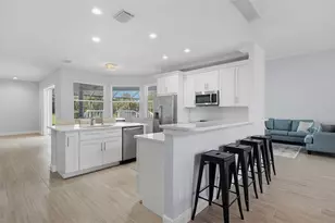 9402 Glen Abbey Ln, Sarasota, FL 34238 - Photo 5