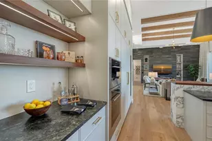 1739 Little Pointe Cir, Sarasota, FL 34231 - Photo 23